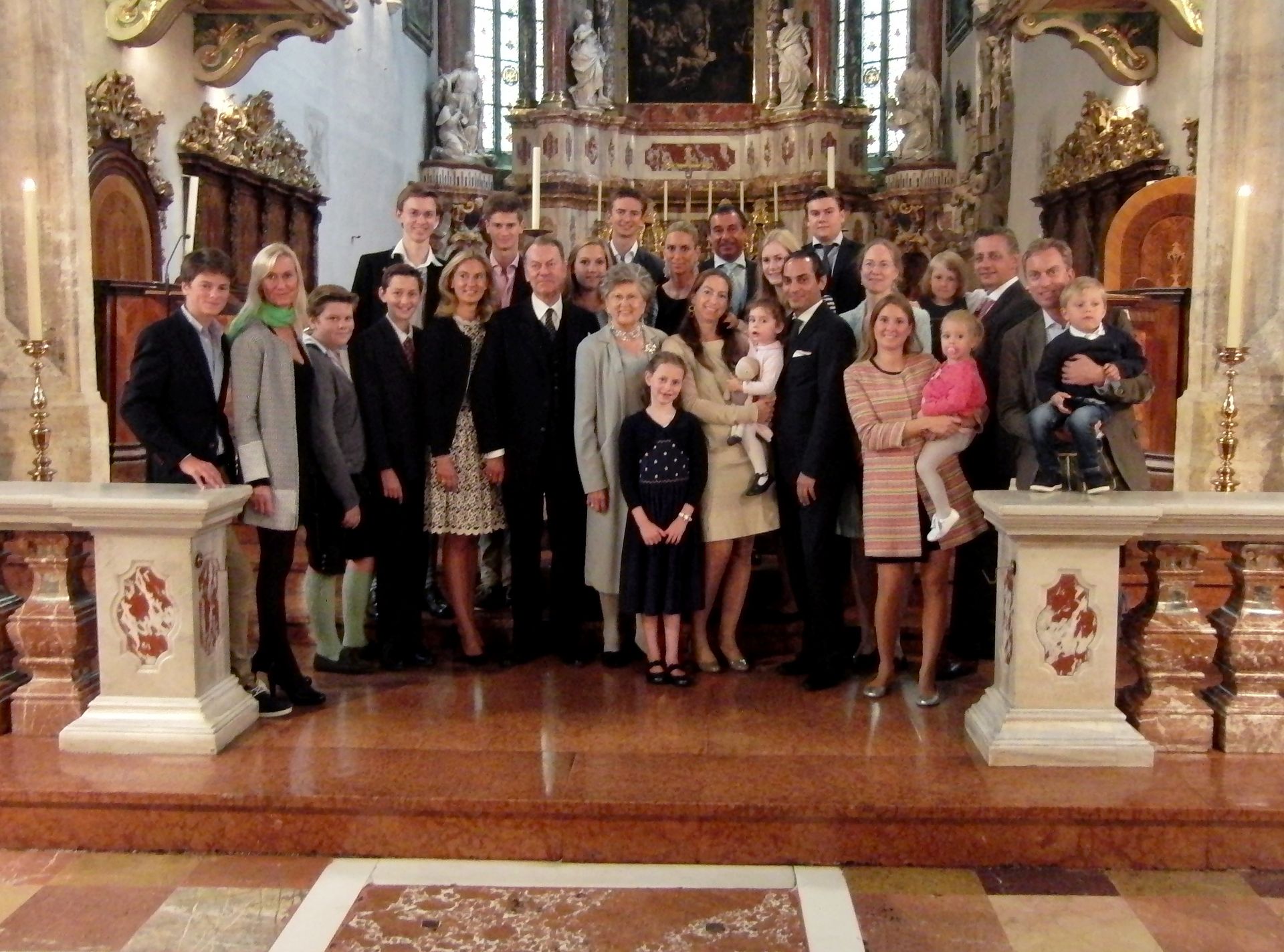 Familie Harnoncourt-Unverzagt Familie Harnoncourt-Unverzagt